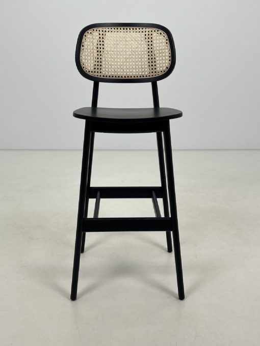 Thonet stiliaus medinė baro kėdė su ratano atlošu 51x47x109 cm, 78 cm