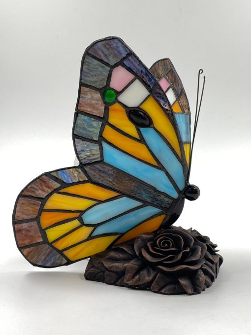 Tiffany stiliaus stalinis šviestuvas “Drugelis” 18x15x23 cm