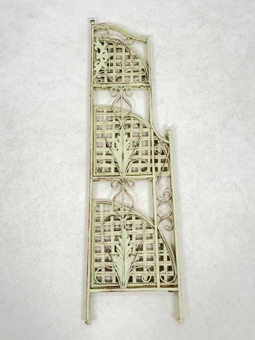 Provanso stiliaus metalinė kampinė sulankstoma lentyna 35x48x125 cm