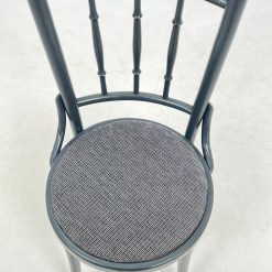 Thonet stiliaus medinė kėdė su gobeleno sėdimąja dalimi 42x41x91 cm, 49 cm