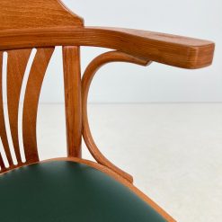 Thonet stiliaus medinis baro krėslas su eko odos sėdimąja dalimi 47x54x108 cm, 78 cm