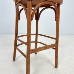 Thonet stiliaus medinis baro krėslas su eko odos sėdimąja dalimi 47x54x108 cm, 78 cm