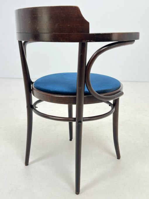 Thonet stiliaus medinis krėslas su veliūrine sėdimąja dalimi 52x60x81 cm, 48 cm
