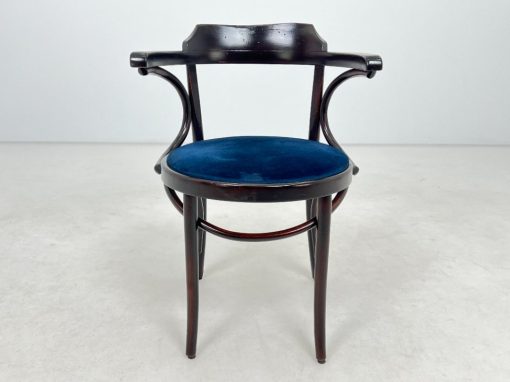 Thonet stiliaus medinis krėslas su veliūrine sėdimąja dalimi 51x58x77 cm, 47 cm
