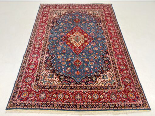 Vilnonis rankų darbo kilimas “Kashan” 250x366x2 cm