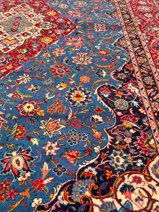 Vilnonis rankų darbo kilimas “Kashan” 250x366x2 cm