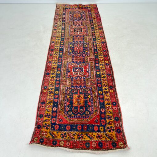 Vilnonis rankų darbo kiliminis takas “Shirwan” 99x331x1,5 cm