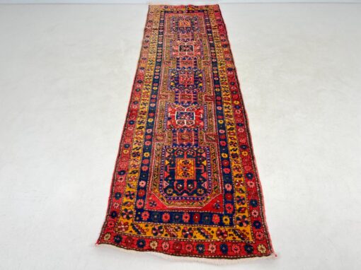 Vilnonis rankų darbo kiliminis takas “Shirwan” 99x331x1,5 cm