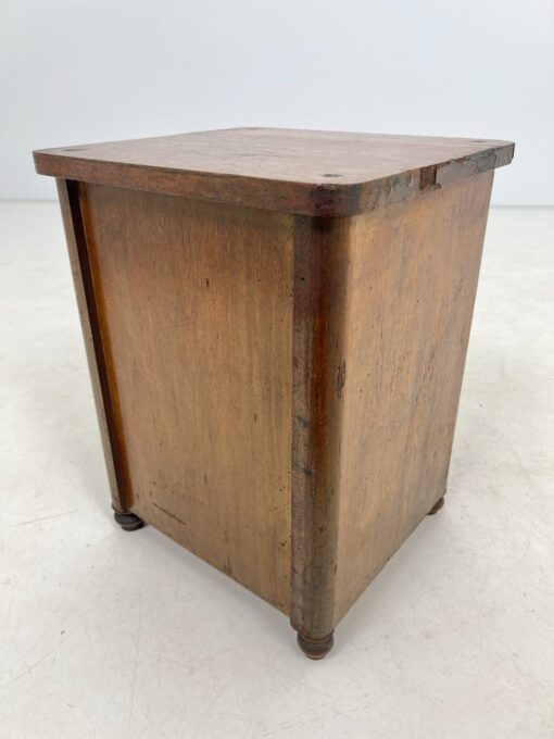 Senovinė raudonmedžio spintelė 36×39,5×52 cm