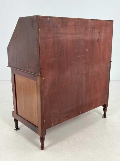 Raudonmedžio sekreteras 52x93x102 cm