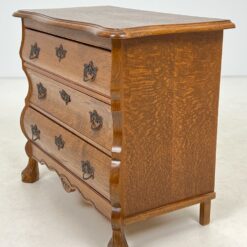 Ąžuolinė trijų stalčių komoda 40x75x67 cm