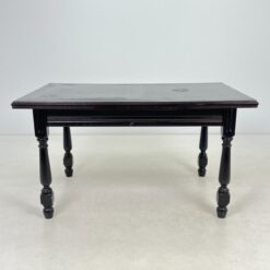 Išskleidžiamas ąžuolinis valgomojo stalas 90x140+(2x46)x77 cm