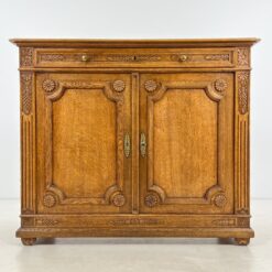 Drožinėta ąžuolinė komoda 56x130x110 cm