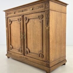 Drožinėta ąžuolinė komoda 56x130x110 cm