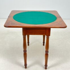 Riešutmedžio konsolinis staliukas 41,5x83x74 cm – žaidimų stalas 83x83x73 cm