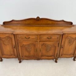 Ąžuolinė drožinėta keturių durų ir dviejų stalčių komoda 56x218x119 cm