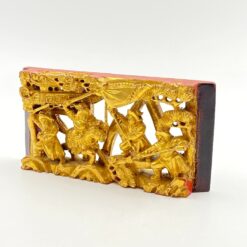 Rytietiška drožinėta dekoracija su kariais 3x18x9 cm