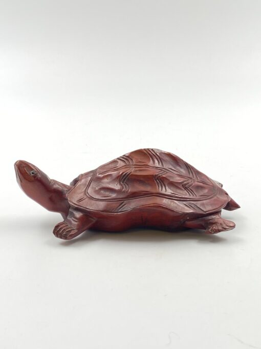 Medinė vėžlio statula 16x9x6 cm