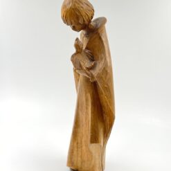 Medinė statula “Vaikas su paukščiu” 15x20x43 cm