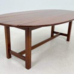 Raudonmedžio staliukas atlenkiamais šonais 39+(2×22)x150x52 cm