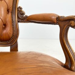 Odinis riešutmedžio fotelis 83x72x110 cm, 43 cm