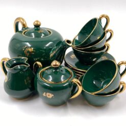 “I.C.A.P. Gualdo Tadino” keramikinis arbatos servizas 5 – iems asmenims (arbatinis (600 ml) 13x19x12 cm, cukrinė 8x12x8 cm, ąsotėlis (100 ml) 6x9x7 cm, 5 vnt. lėkštučių 11,5×11,5×1,5 cm, 5 vnt. puodelių (90 ml) 7,5x9x4 cm)