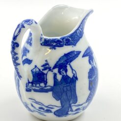 Rytietiškas keramikinis ąsotėlis (150 ml) 7x9x9 cm