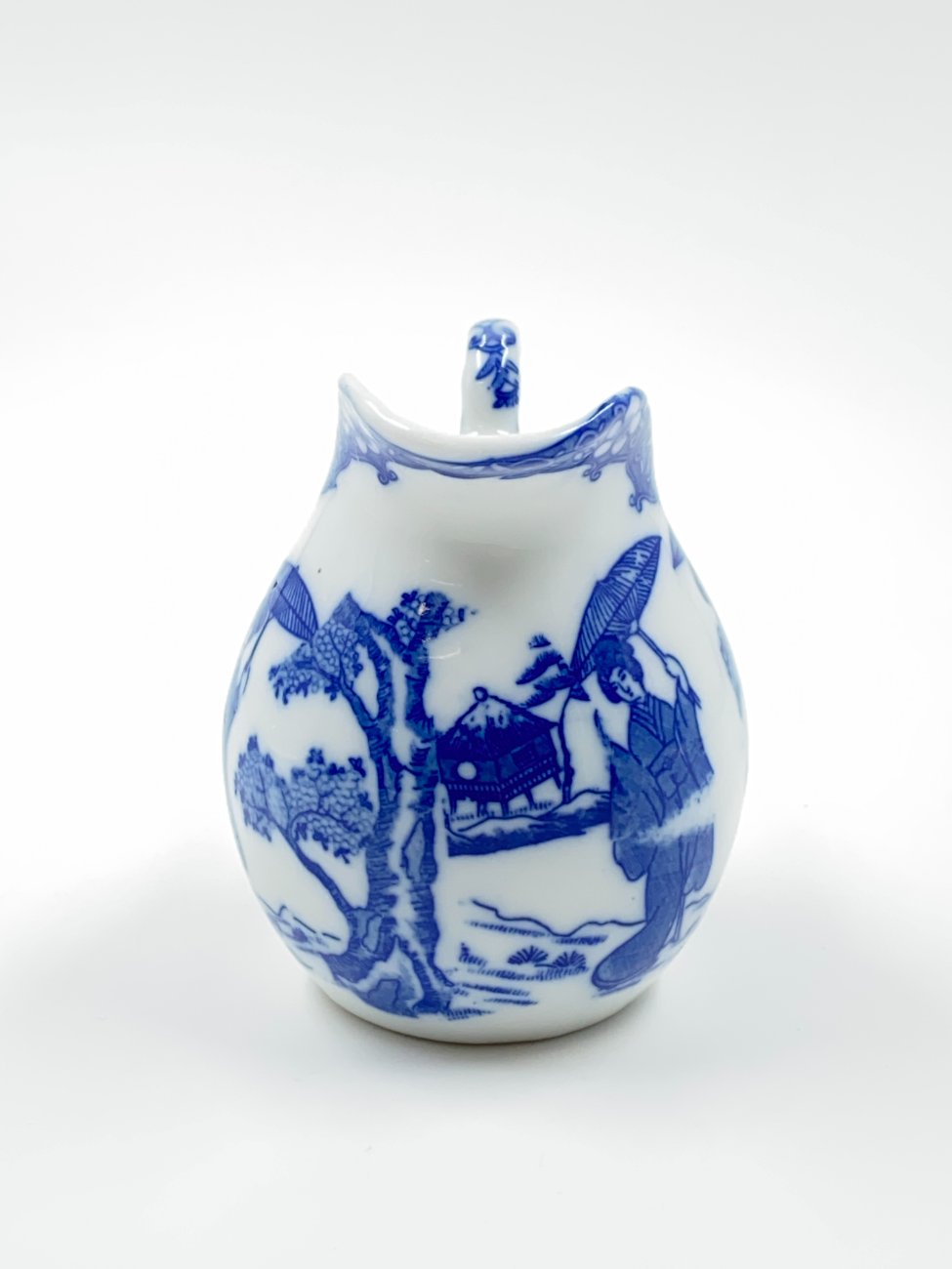 DJ0273-puodai-dubenys-asociai-3 Rytietiškas keramikinis ąsotėlis (150 ml) 7x9x9 cm