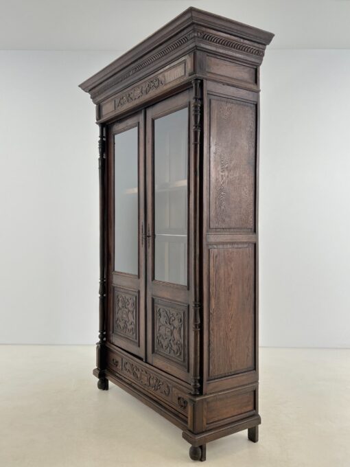 Senovinė ąžuolinė knygų spinta 54x144x224 cm