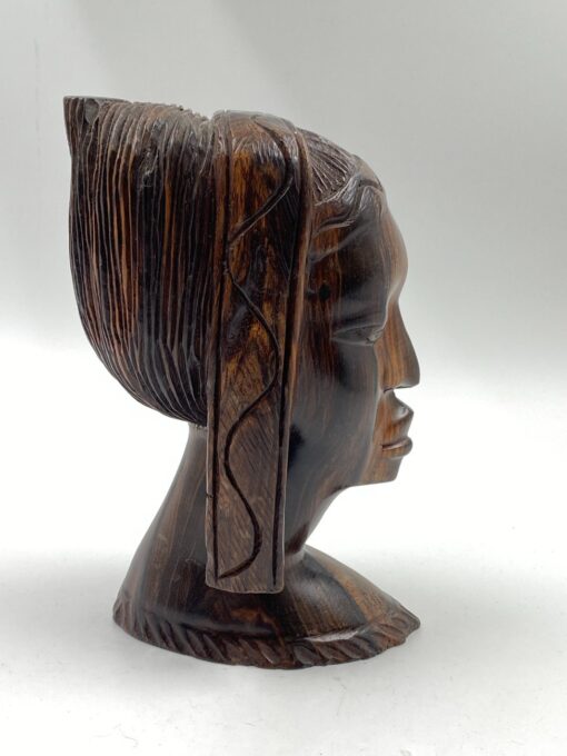 Medinis afrikietės biustas – statula 15x12x23,5 cm
