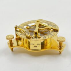 Žalvarinis kompasas 7,5×8,5×4 cm