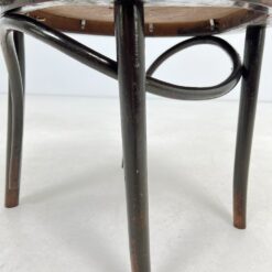 Thonet stiliaus medinis krėslas eko odos sėdimąja dalimi 55x57x76 cm, 47 cm