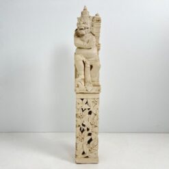 Rytietiška betoninė statula 21x22x127 cm