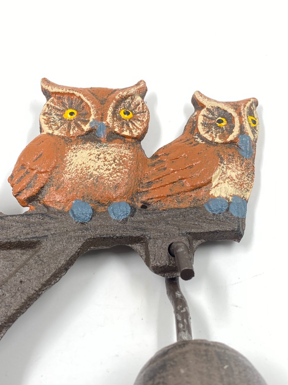 HM0491-interjero-ir-apdailos-detales-6 Ketaus sieninis varpas “Pelėdos” 13×9,5×40 cm