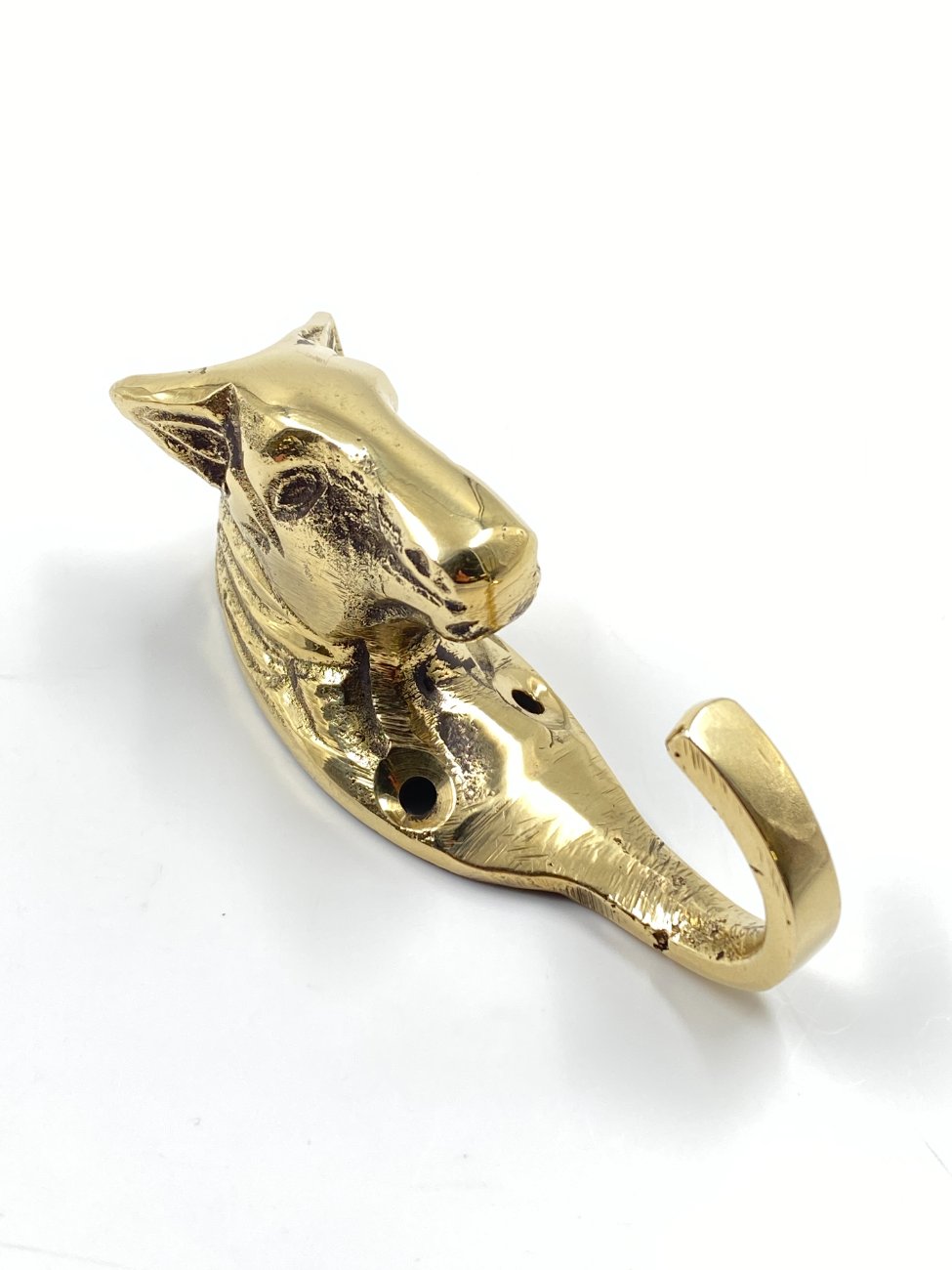 HM0506-kabyklos-lentynos-stovai-4 Žalvarinis kabliukas “Žirgas” 4x3x8,5 cm