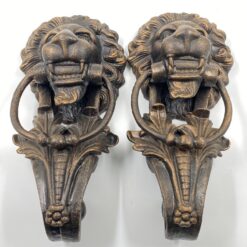 Ketaus durų belstukas “Liūtas” 12x18x38 cm