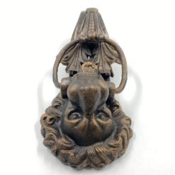 Ketaus durų belstukas “Liūtas” 12x18x38 cm