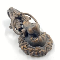 Ketaus durų belstukas “Liūtas” 12x18x38 cm