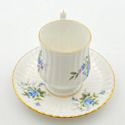 Porcelianinis “Royal Arden” puodelis (150 ml) 7×8,5×9 cm su lėkštute 13x13x2 cm