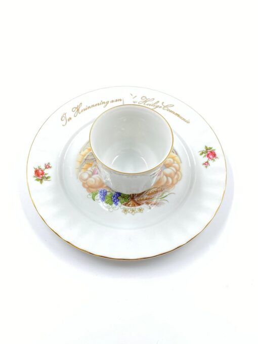 Porcelianinis “Kronester Bavaria” puodelis (150 ml) 7,5x10x6,5 cm su lėkštute 20x20x2 cm