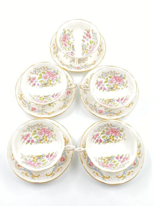 Porcelianinis “Royal Standard” puodelis (180 ml) 10,5x13x6 cm su lėkštute 14x14x2,5 cm