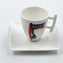 Porcelianinis puodelis (200 ml) 7,5×9,5×8 cm su lėkštute 13x13x2 cm