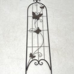 Metalinė įsmeigiama sodo atrama augalams 3x31x131 cm