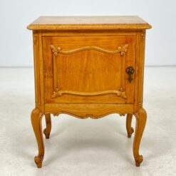 Medinė spintelė 39x49x62 cm