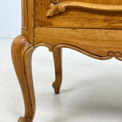 Medinė spintelė 39x49x62 cm