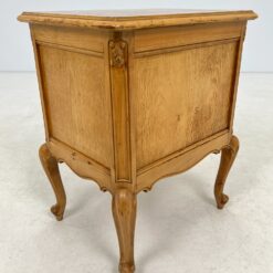 Medinė spintelė 39x49x62 cm