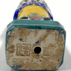 Porcelianinė Čingų dinastijos imperatoriaus statula 7x8x28 cm