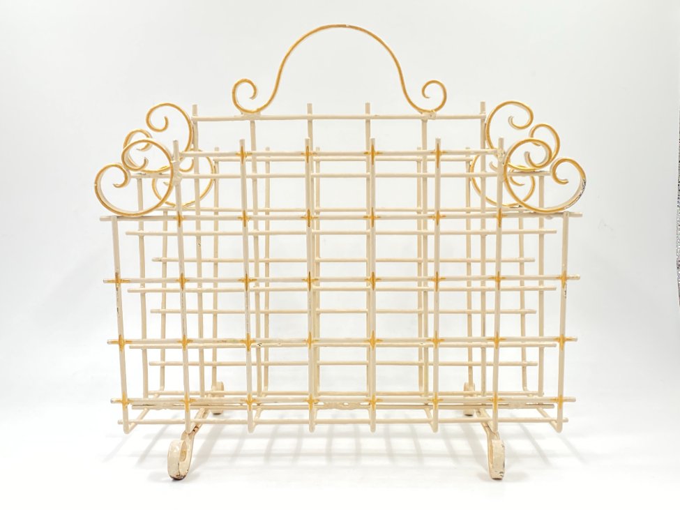 DJ0388-laikrastines-vynines-2 Metalinė laikraštinė 24x38x37 cm