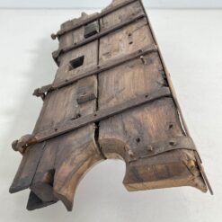 Senovinė iškaba/dekoracija iš medžio ir metalo 21x109x38 cm