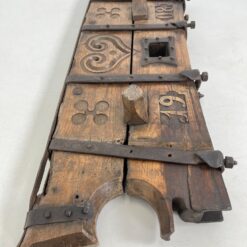 Senovinė iškaba/dekoracija iš medžio ir metalo 21x109x38 cm